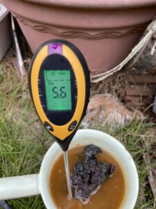 スラグを入れた水を測ってみる