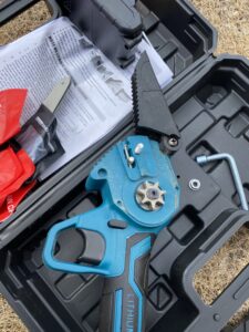 電動チェーンソー