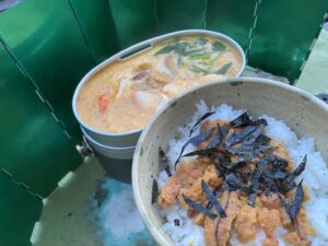 ウニ茶碗蒸しとうに丼